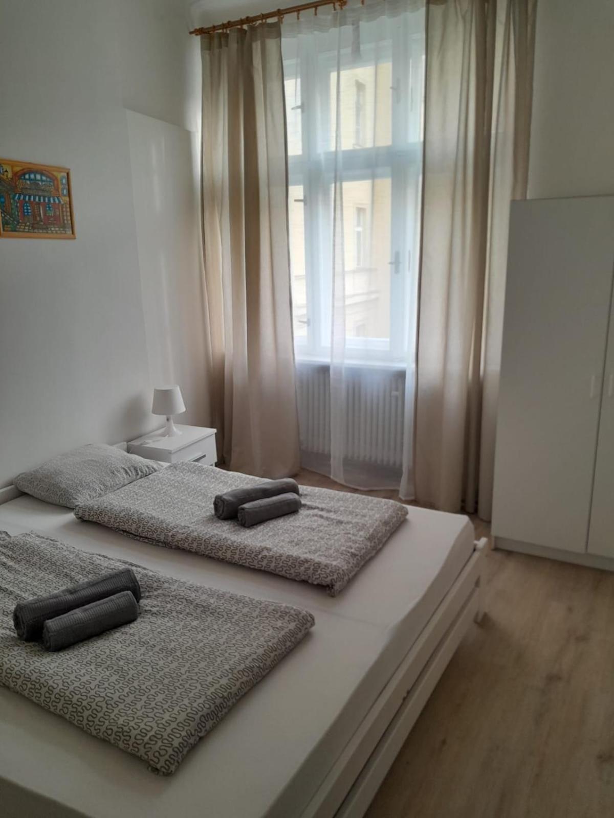 Lubert Apartmany S.R.O Prague Exterior photo